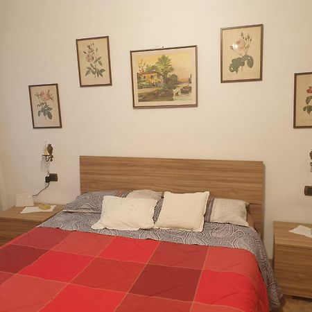 Casa Vacanze Alice E Arianna Cairo Montenotte Eksteriør bilde